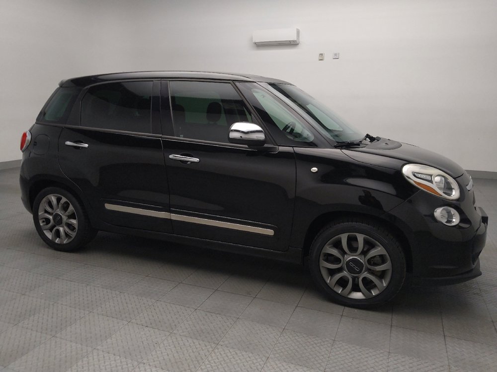 Used 2017 FIAT 500L Lounge w/ Dual-Pane Sunroof Package image 11