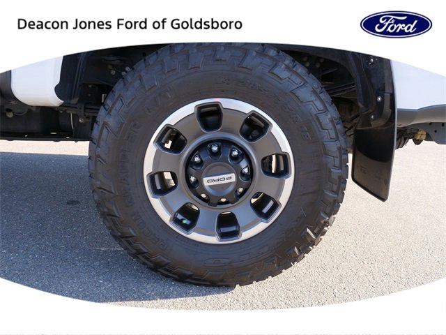 Used 2023 Ford F250 Lariat w/ Tremor Off-Road Package image 13