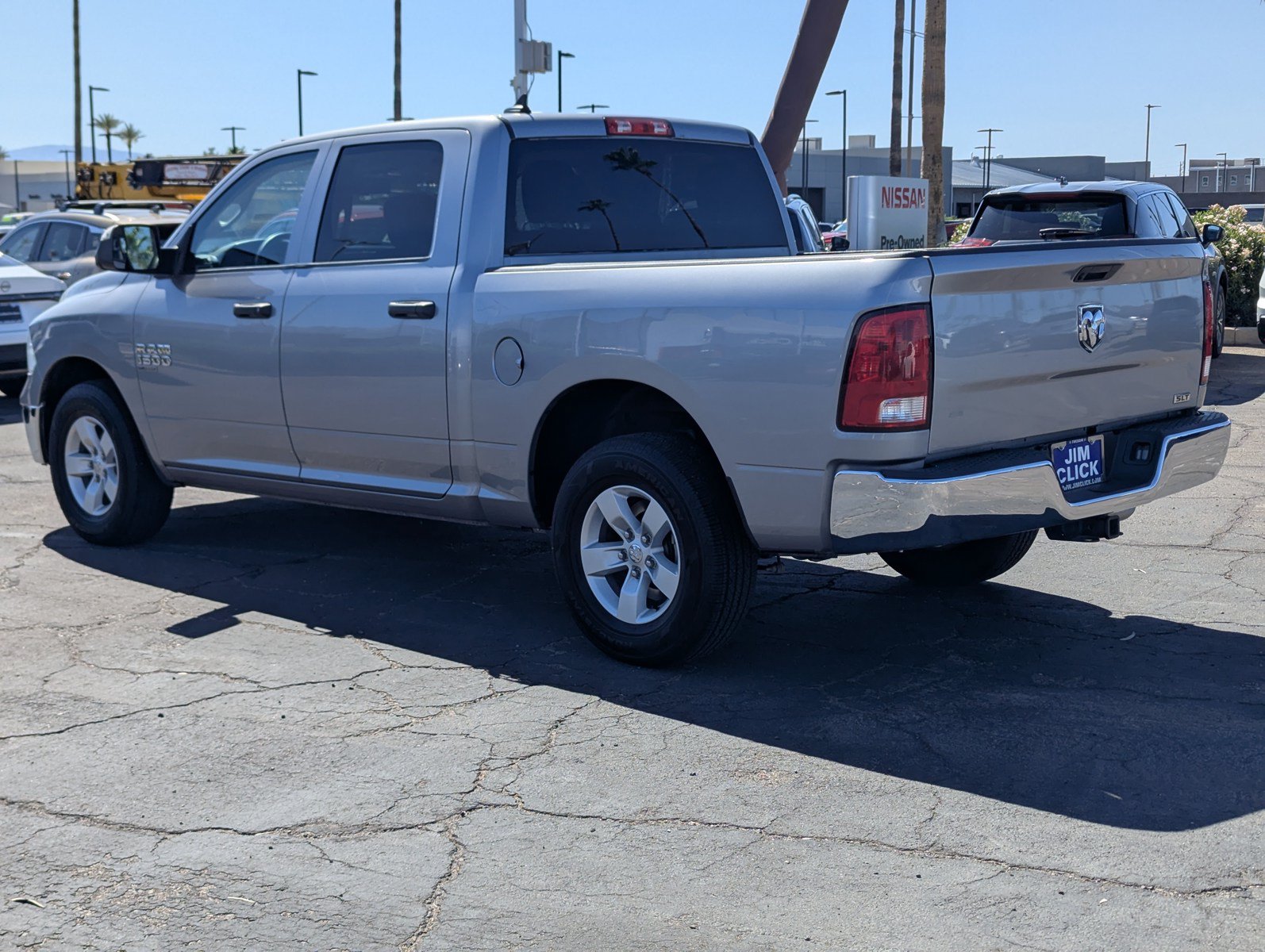 Used 2022 RAM 1500 Classic SLT w/ Trailer & Traction Group RWD image 4