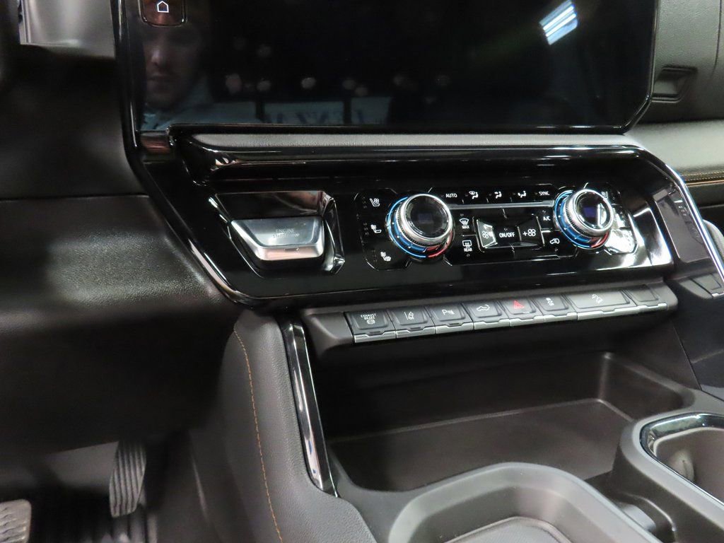 Used 2025 GMC Sierra 3500 AT4 w/ AT4 Premium Plus Package image 68