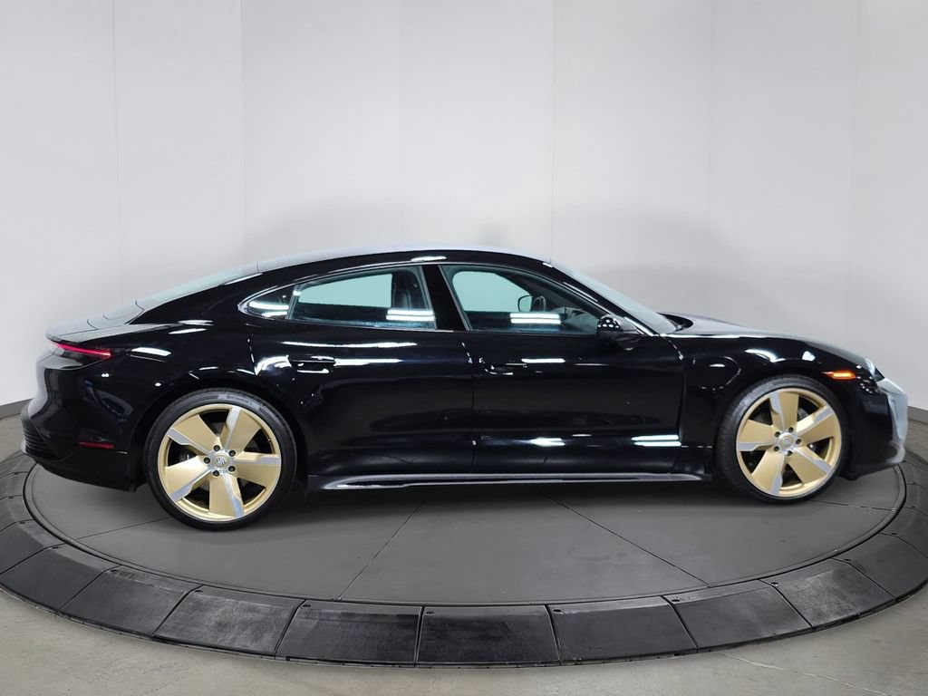 Used 2024 Porsche Taycan RWD image 8
