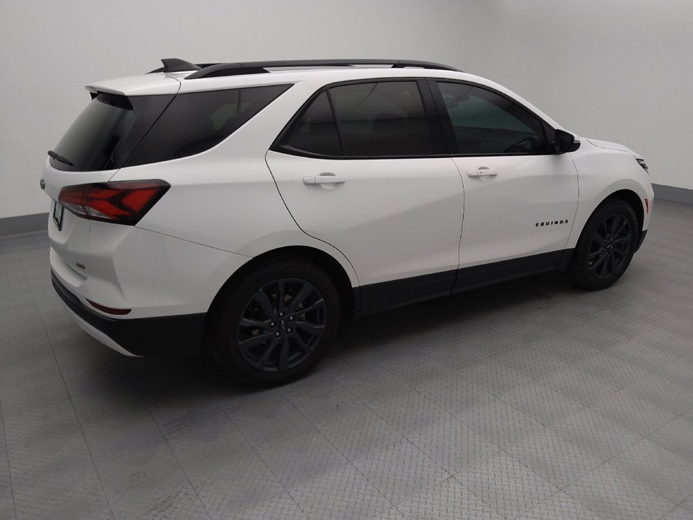 Used 2022 Chevrolet Equinox RS w/ RS Leather Package image 10