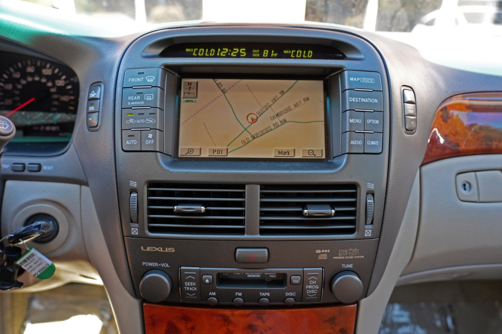 Used 2002 Lexus LS 430 w/ Navigation/Mark Levinson Pkg RWD image 23