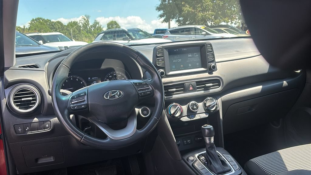 Used 2018 Hyundai Kona SEL FWD image 13