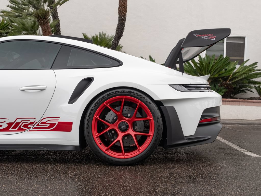 Used 2025 Porsche 911 GT3 RS RWD image 33