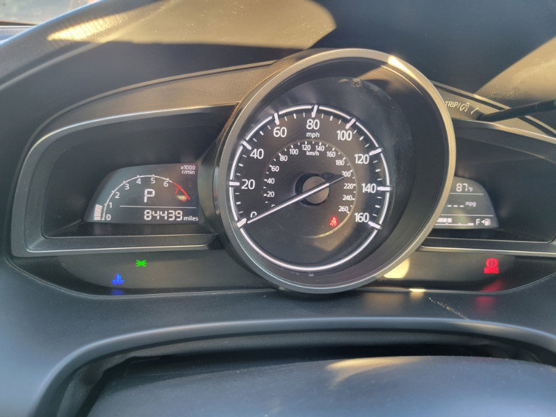 Used 2018 MAZDA MAZDA3 Sport w/ Preferred Equipment Package image 34