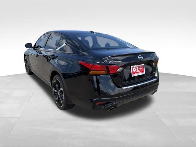 Used 2023 Nissan Altima 2.5 SR AWD/4WD image 8