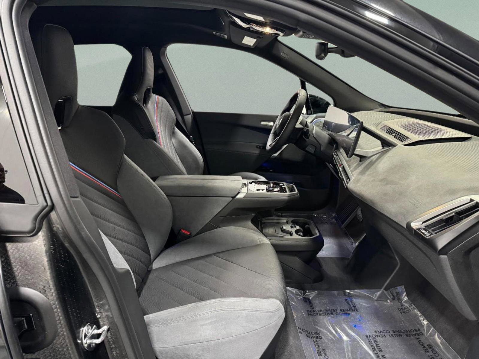 New 2026 BMW iX M70 image 19