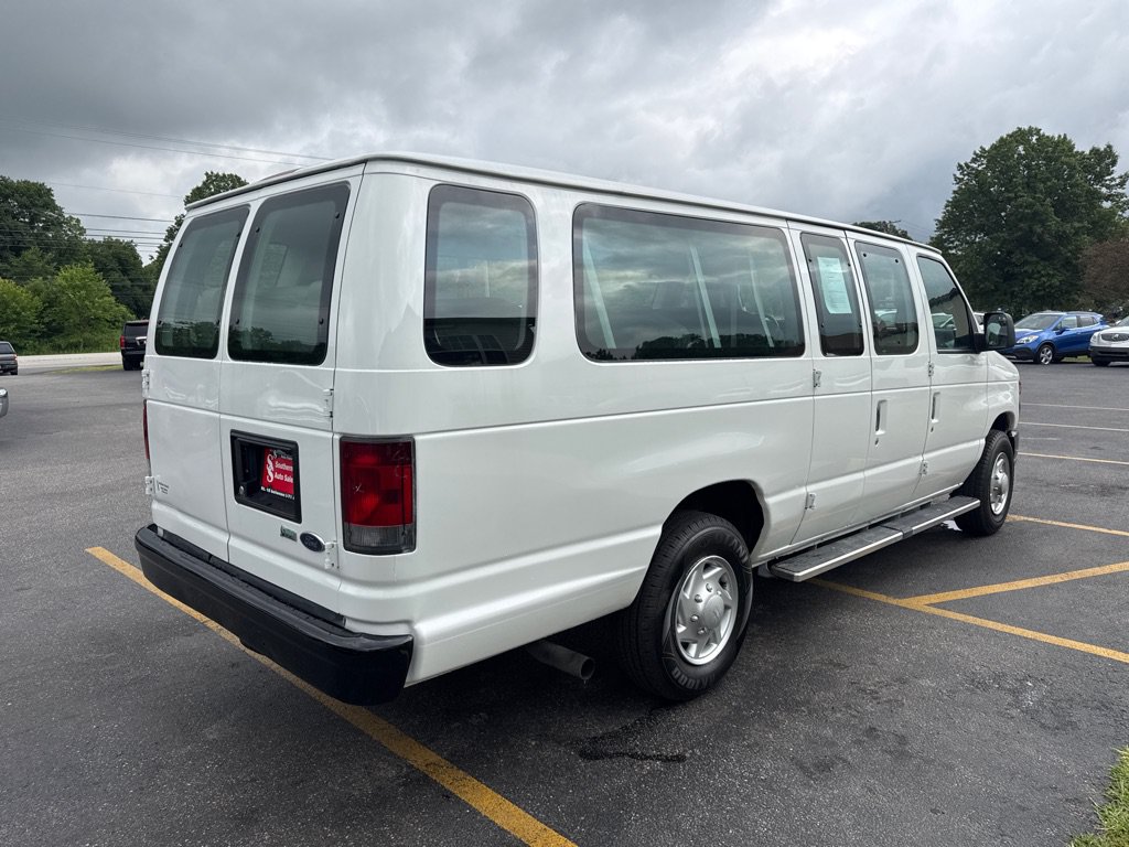 Used 2013 Ford E-350 and Econoline 350 XL RWD image 6