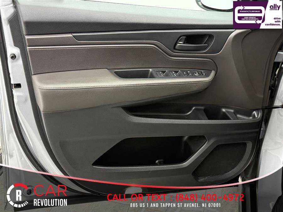 Used 2018 Honda Odyssey LX image 22