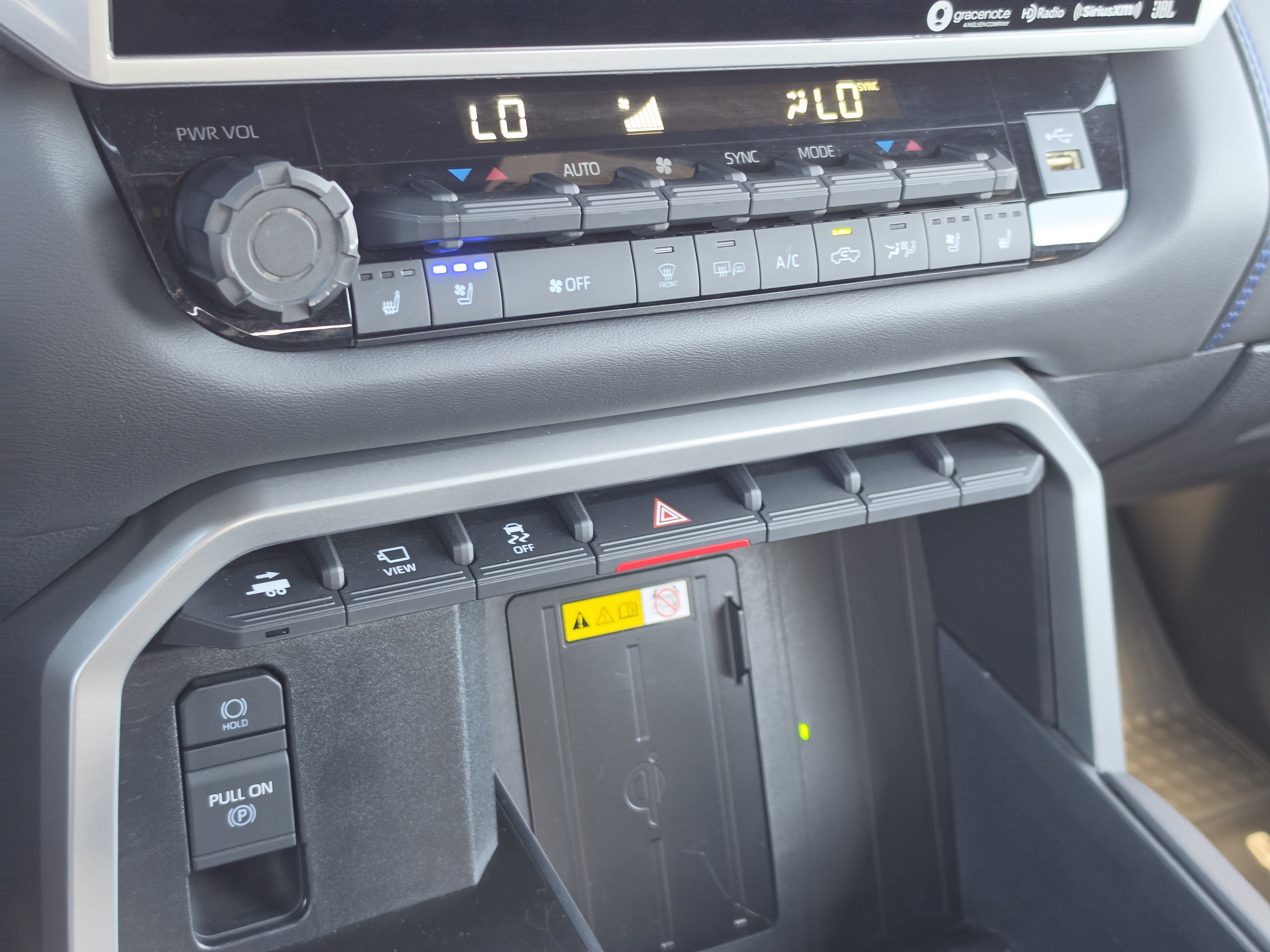Certified 2024 Toyota Tundra Platinum AWD/4WD image 22