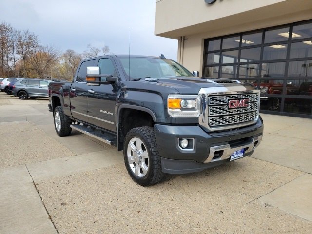 Used 2018 GMC Sierra 2500 Denali image 1