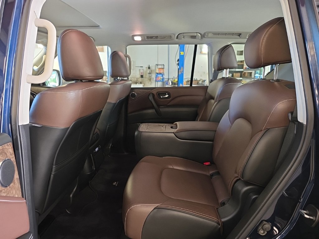 Used 2021 INFINITI QX80 Premium Select w/ Cargo Package RWD image 5
