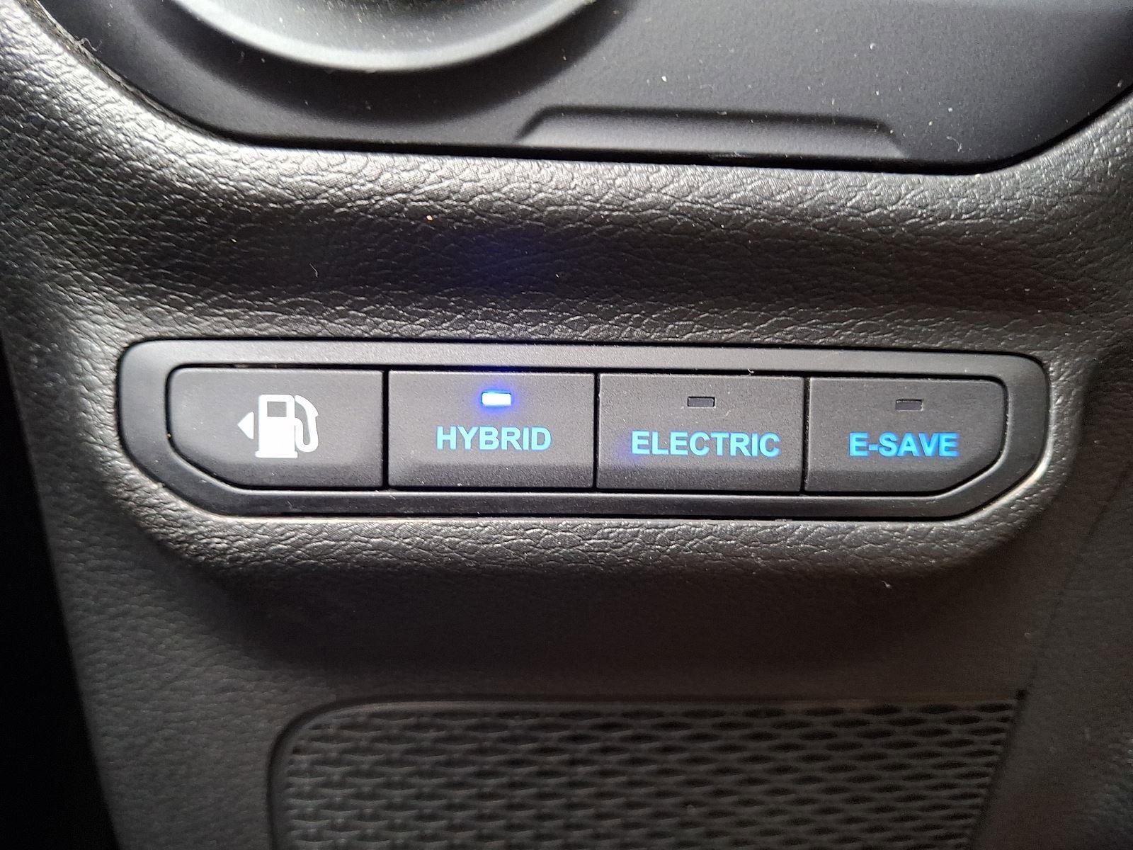 Used 2023 Jeep Wrangler Sahara w/ Cold Weather Group image 25