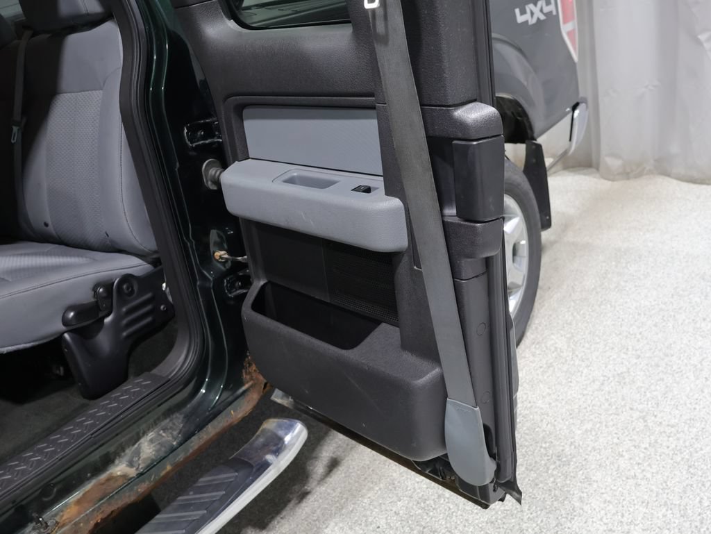 Used 2014 Ford F150 XLT w/ Equipment Group 302A Luxury AWD/4WD image 20