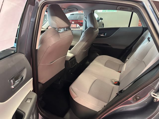 Certified 2023 Toyota Venza LE AWD/4WD image 13