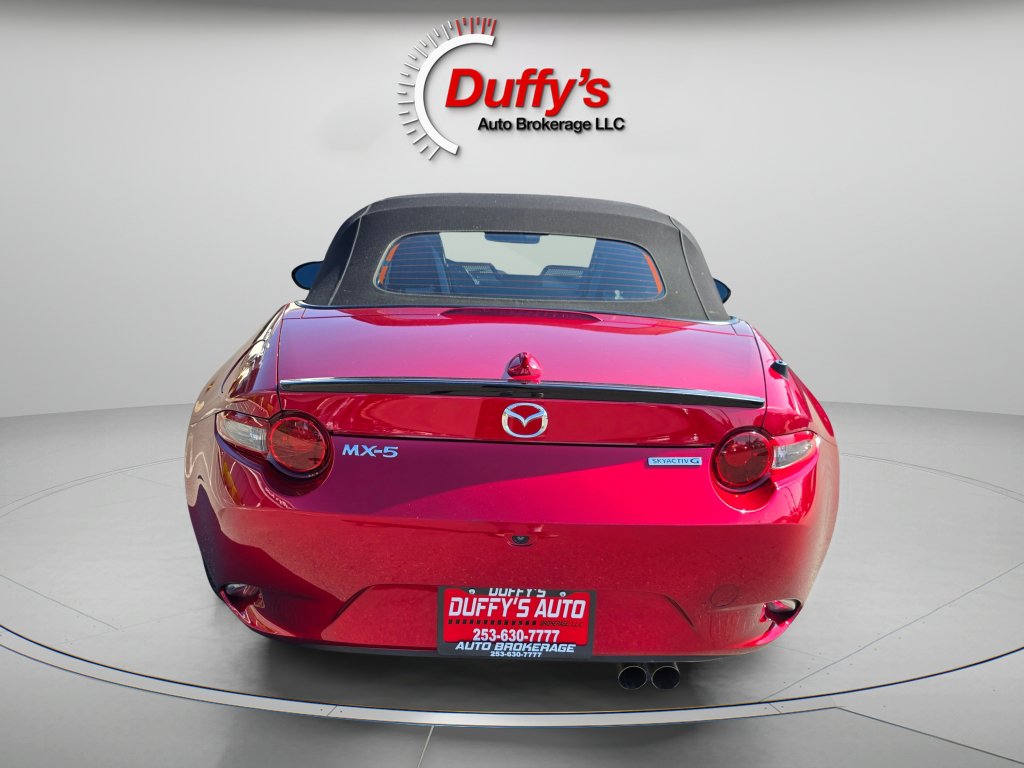 Used 2021 MAZDA MX-5 Miata Club RWD image 20