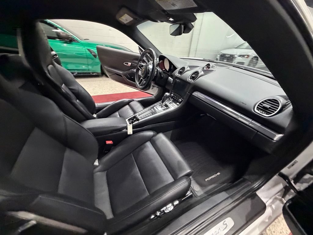 Used 2019 Porsche 718 Cayman S RWD image 30