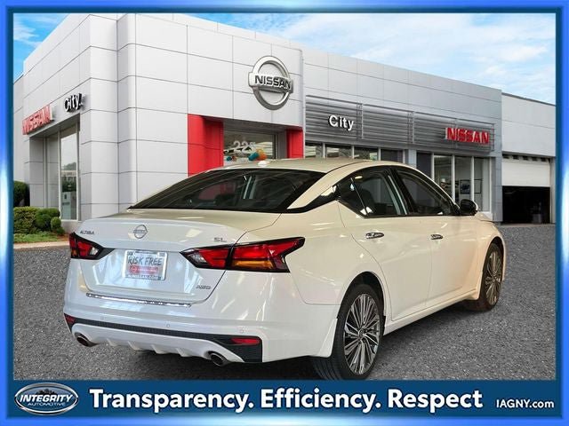 Used 2023 Nissan Altima 2.5 SL AWD/4WD image 5