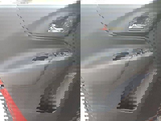 Used 2023 Chevrolet Equinox LT image 16