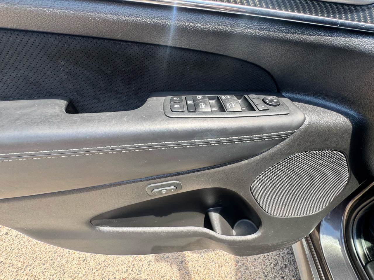 Used 2018 Jeep Grand Cherokee SRT AWD/4WD image 24