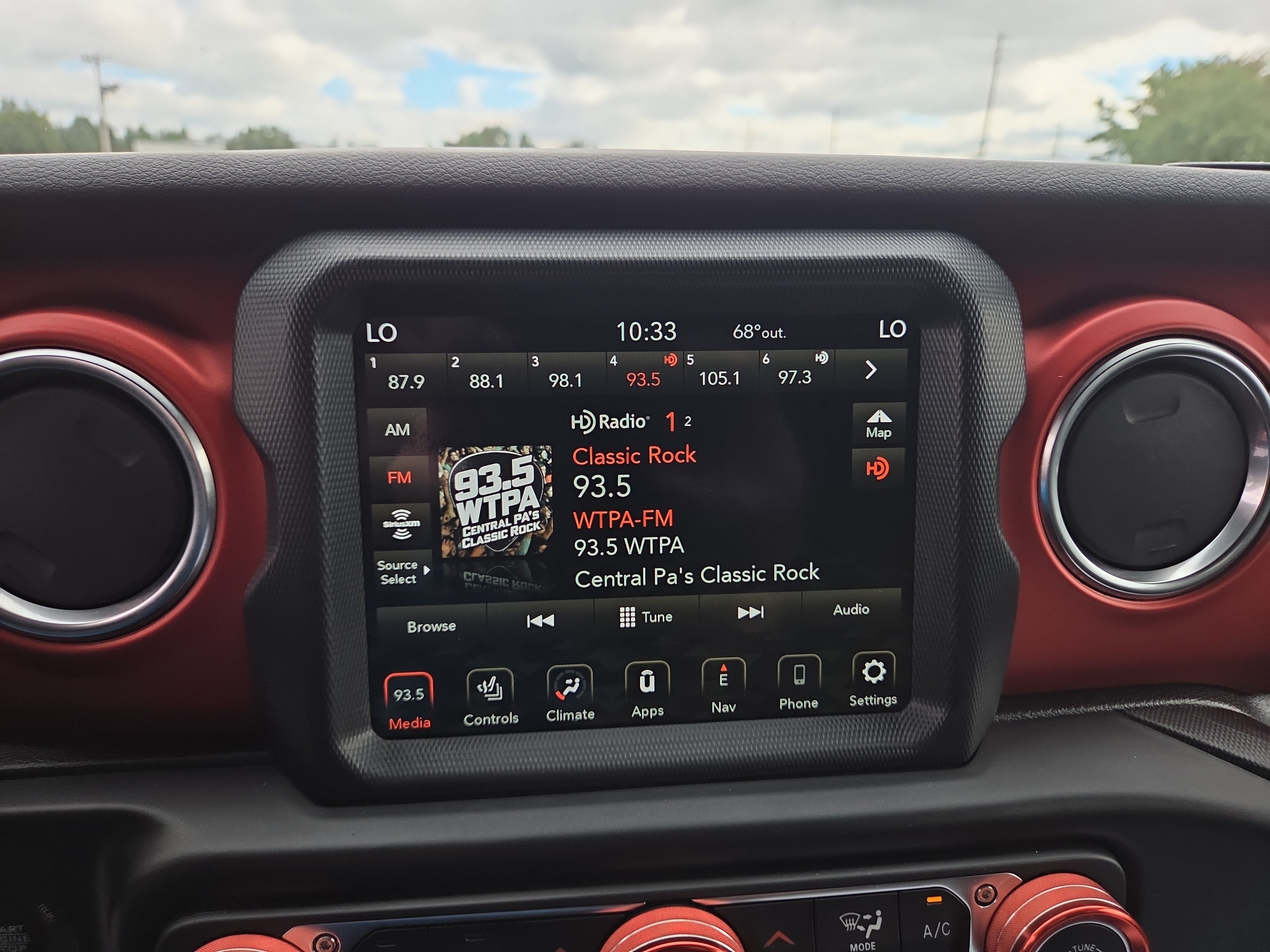 Used 2020 Jeep Wrangler Unlimited Rubicon AWD/4WD image 6