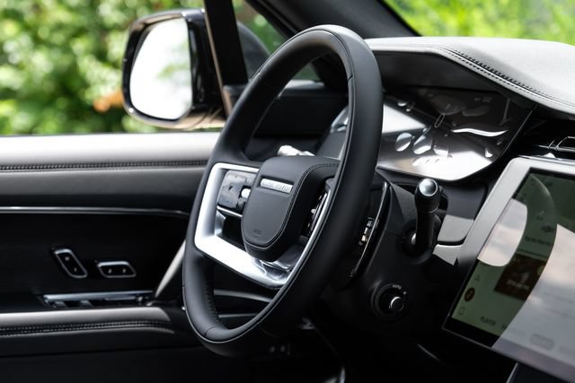 New 2026 Land Rover Range Rover SE AWD/4WD image 16