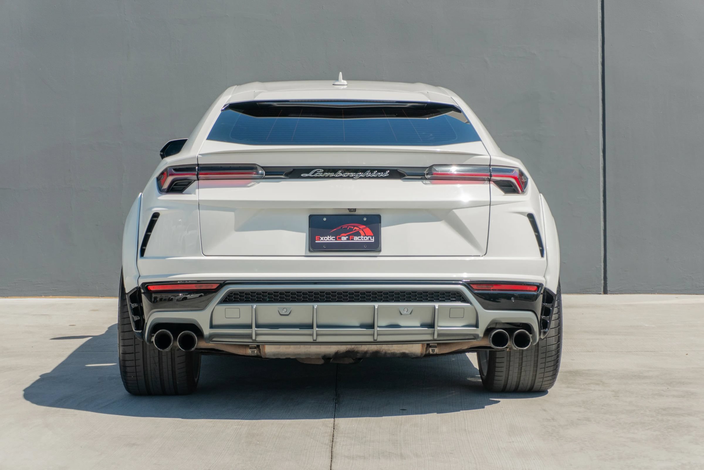 Used 2019 Lamborghini Urus AWD/4WD image 8