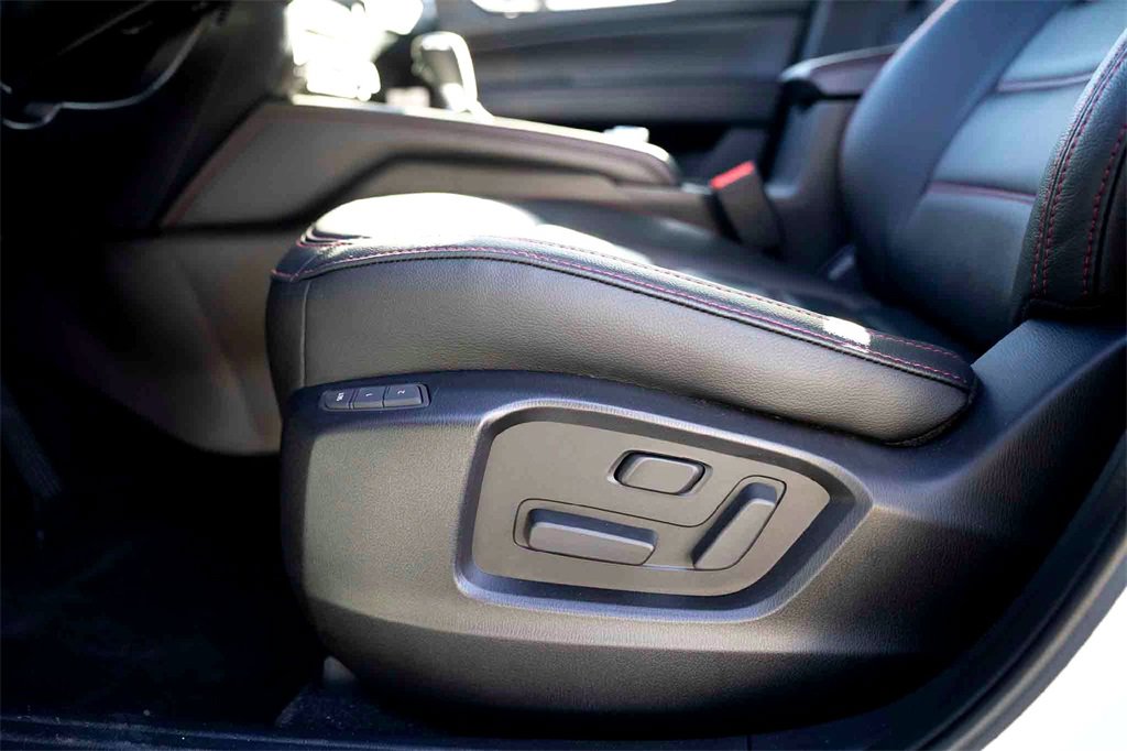 New 2025 MAZDA CX-5 Carbon Edition image 11