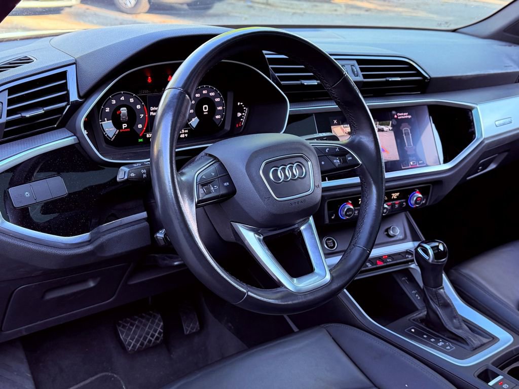 Used 2021 Audi Q3 2.0T Premium w/ Convenience Package AWD/4WD image 18