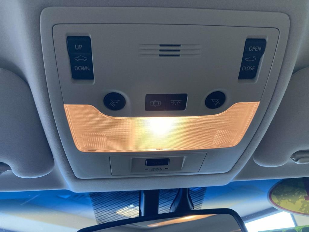 Used 2014 Lexus ES 350 350 w/ Luxury Package image 18