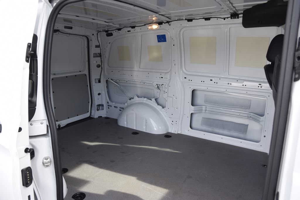 Used 2023 Mercedes-Benz Metris image 16