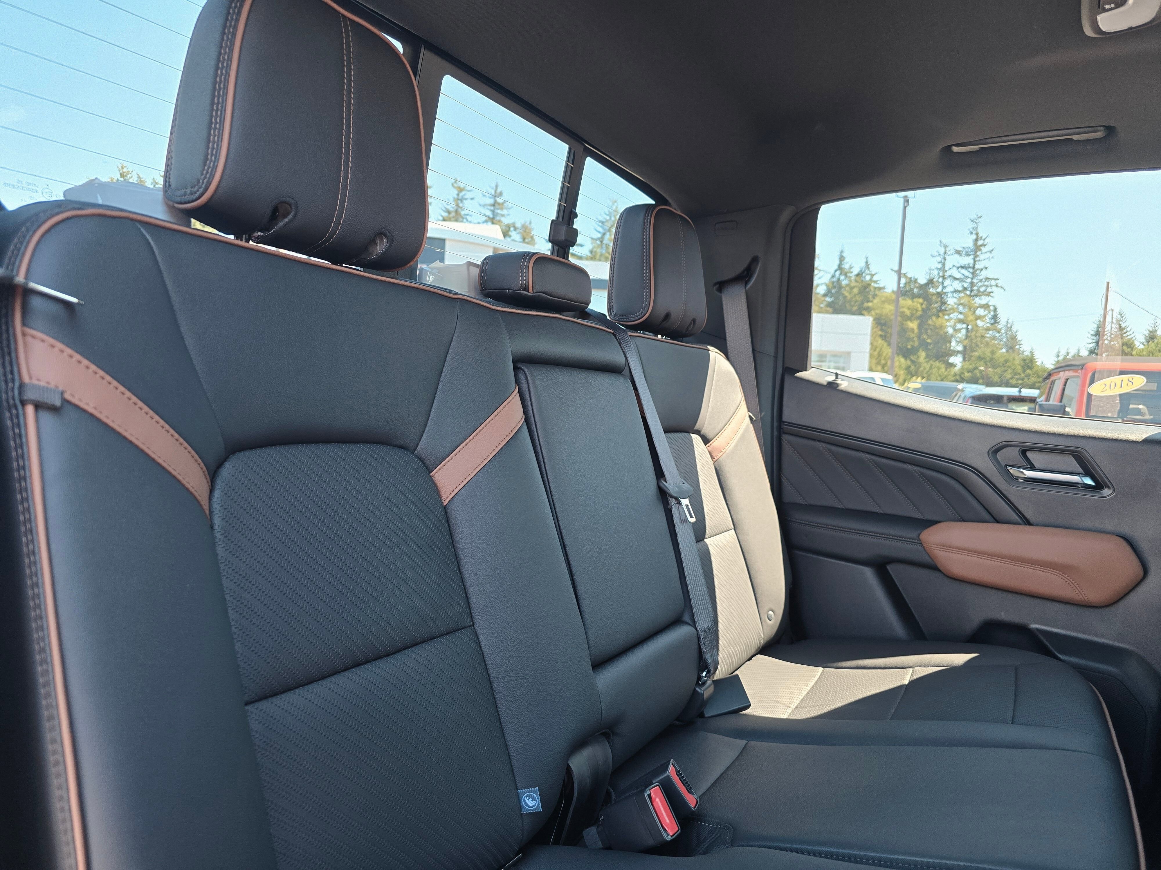 New 2026 GMC Canyon AT4 w/ Technology Plus Package image 12