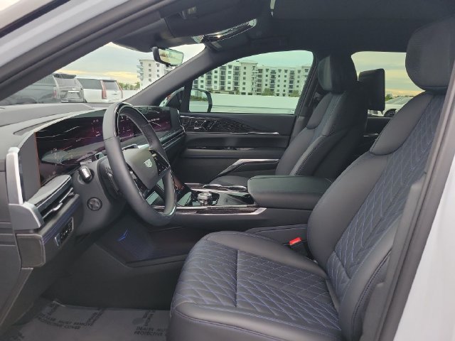 New 2026 Cadillac Escalade IQL Sport 1 w/ LPO, ONYX Package AWD/4WD image 19