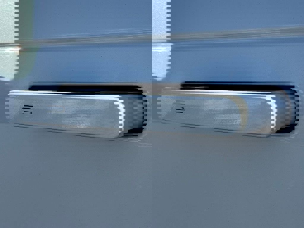 Used 2023 Land Rover Range Rover SE image 13