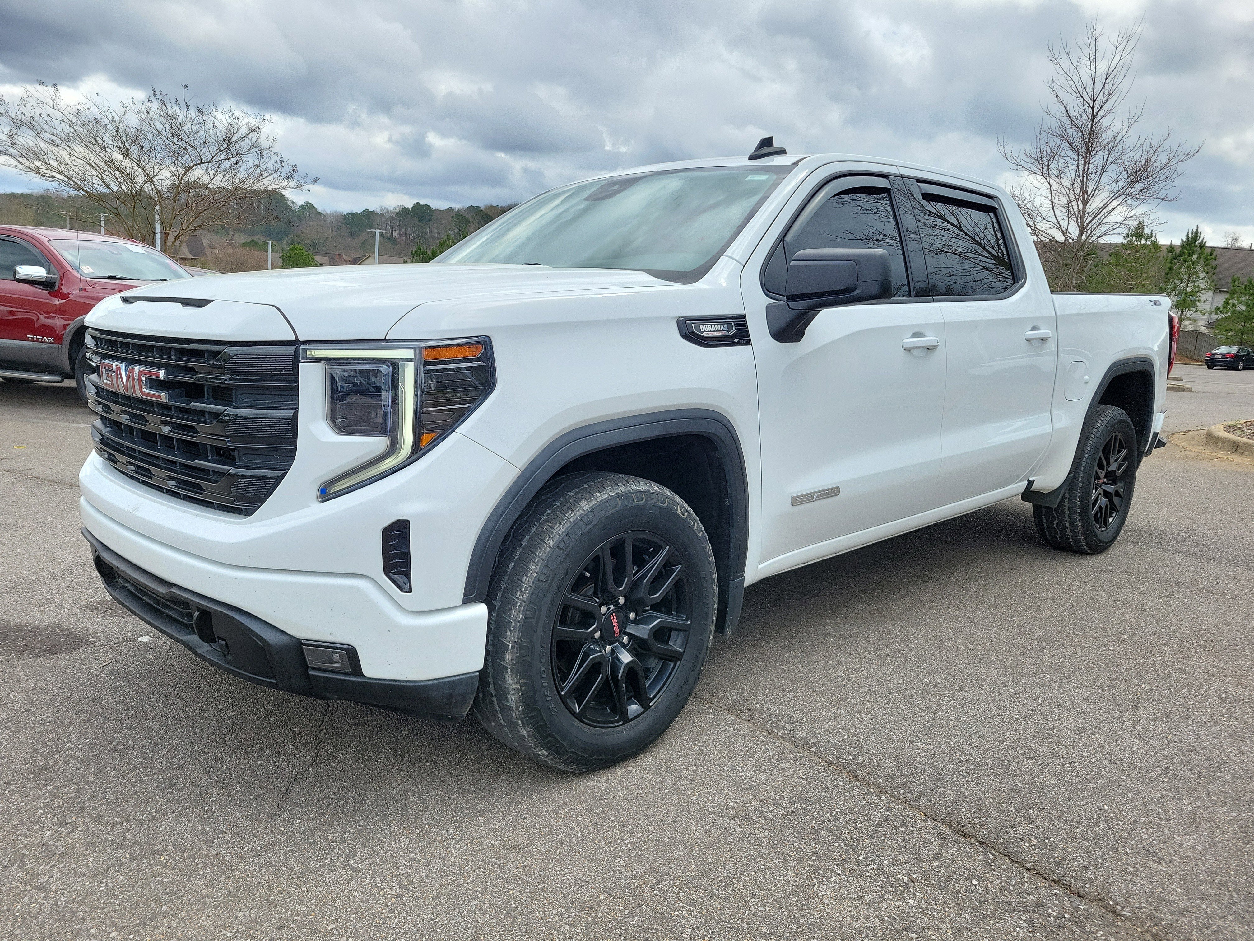 Used 2023 GMC Sierra 1500 Elevation w/ X31 Off-Road Package AWD/4WD image 19