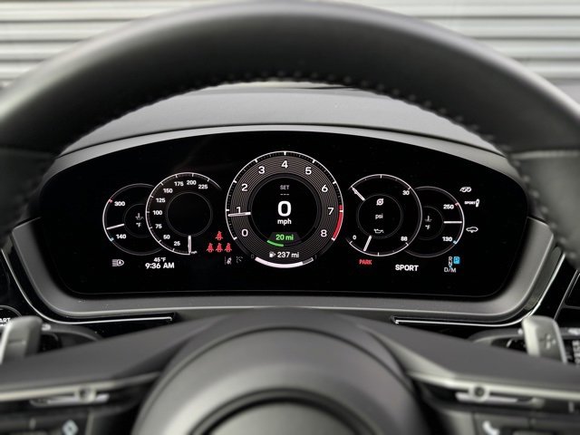 Used 2025 Porsche Cayenne Turbo image 22