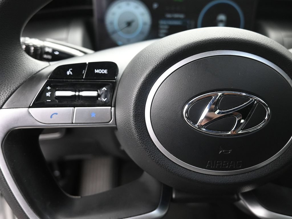 Used 2022 Hyundai Santa Cruz SEL w/ Activity Package FWD image 15