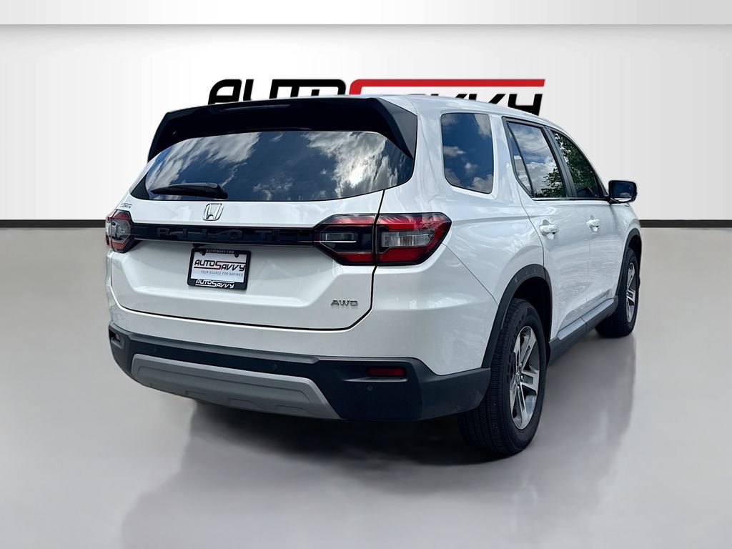Used 2025 Honda Pilot EX-L image 7
