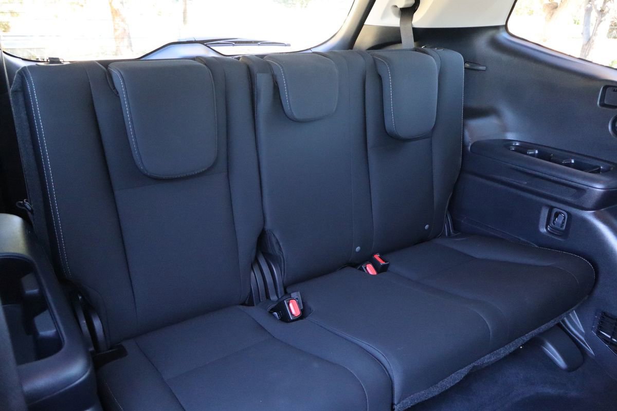 Used 2023 Subaru Ascent Premium w/ Convenience Package image 22