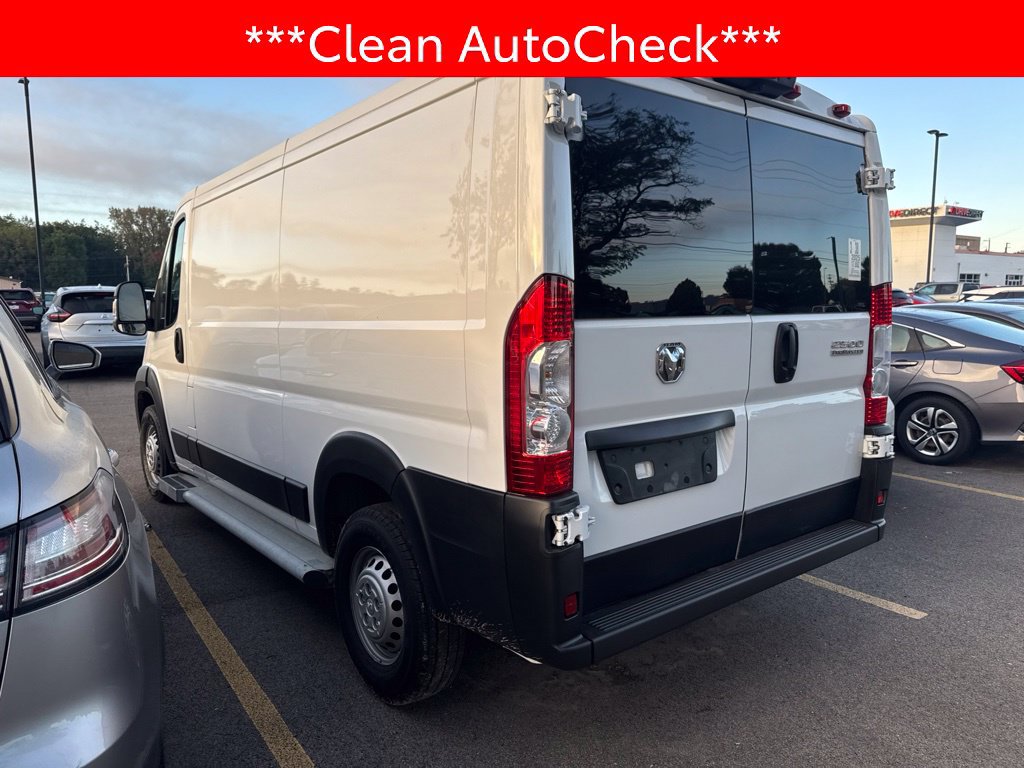 Used 2025 RAM ProMaster 2500 w/ U-Haul Equipment Group FWD image 4