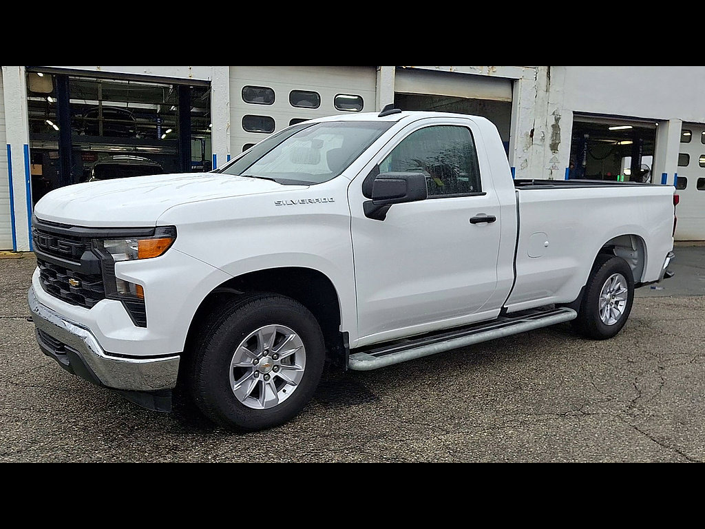 Certified 2025 Chevrolet Silverado 1500 W/T RWD image 4