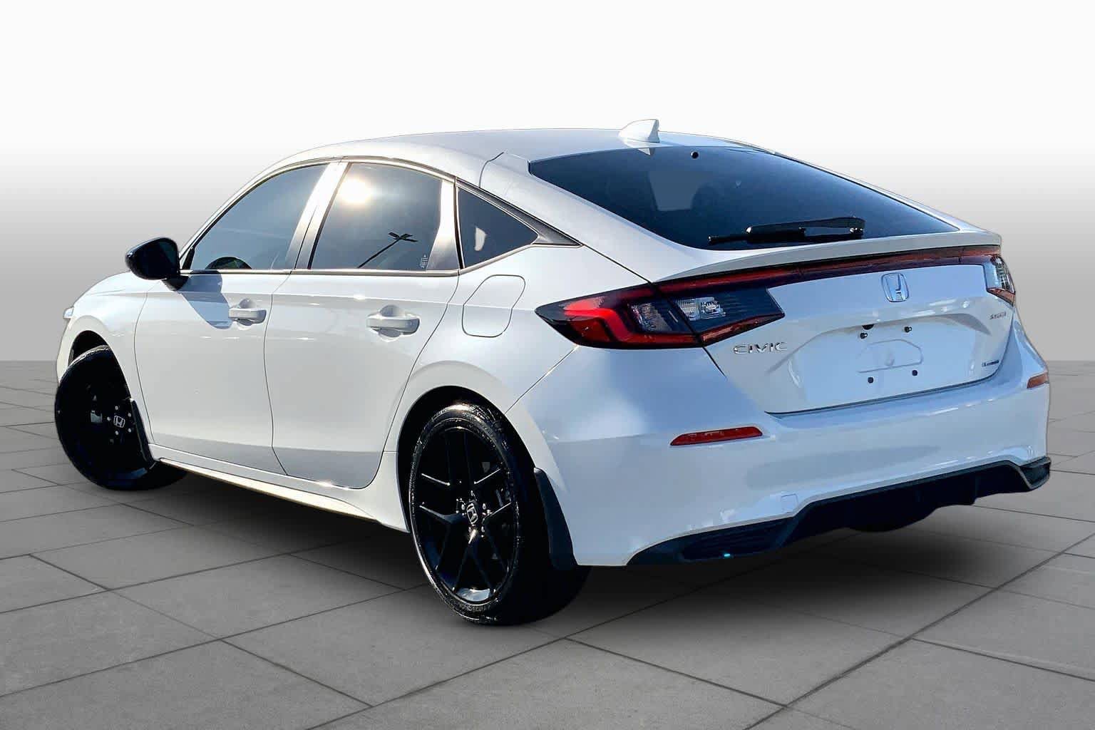 Used 2025 Honda Civic Sport image 12