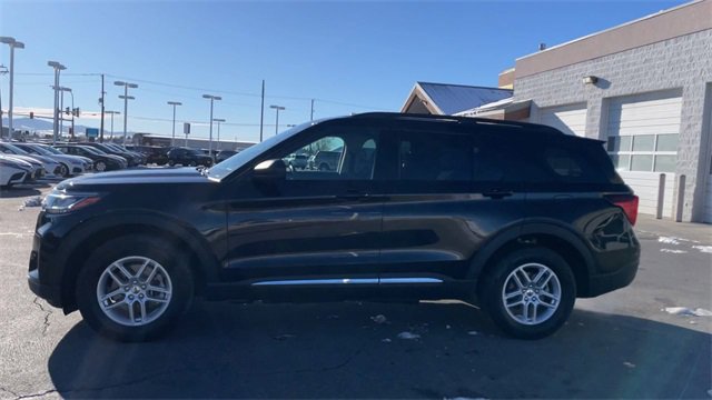 Used 2025 Ford Explorer Active image 6