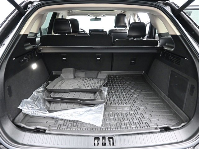 Used 2023 Lincoln Nautilus Reserve w/ Luxury Package image 6