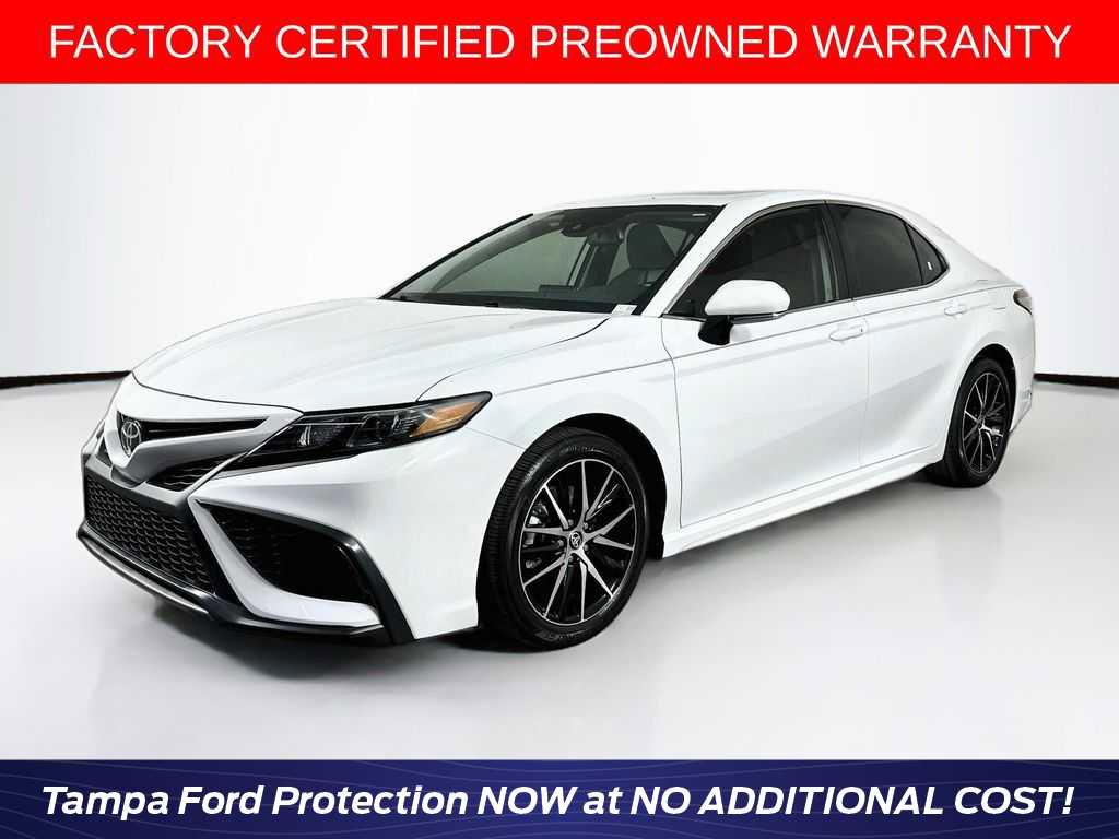 Used 2024 Toyota Camry SE w/ Convenience Package