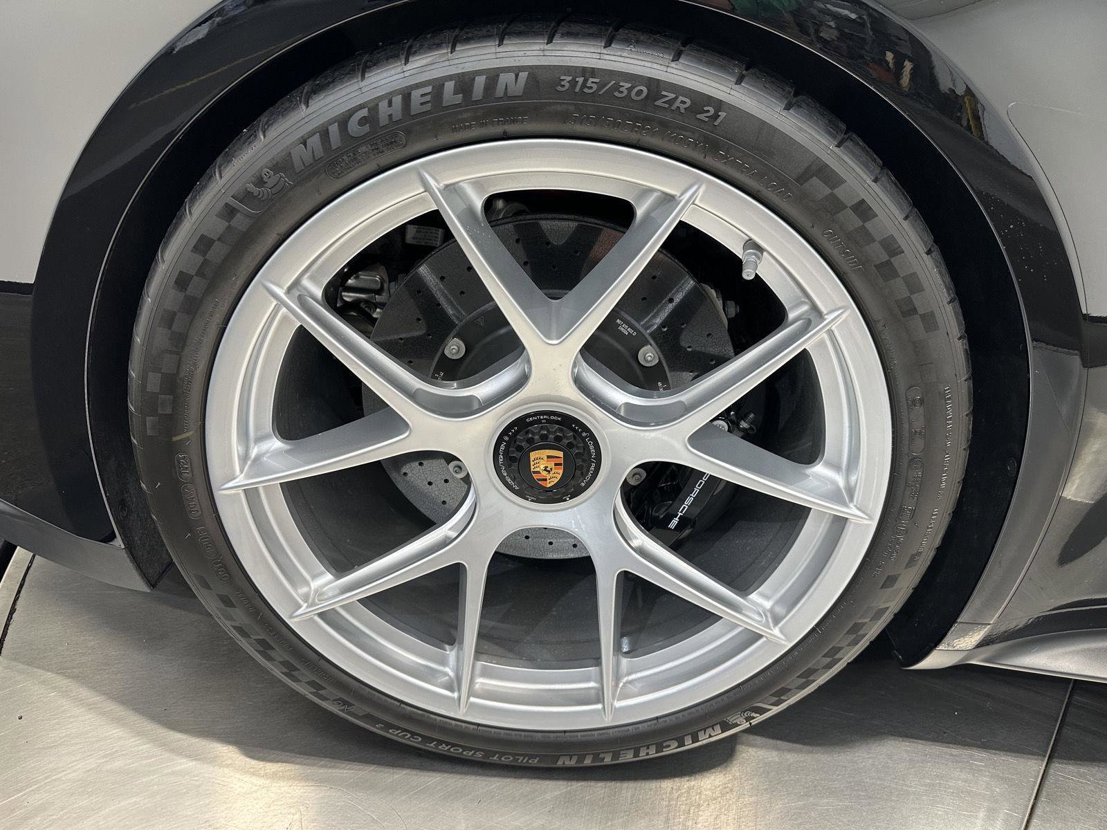 Certified 2024 Porsche 911 GT3 RS RWD image 14