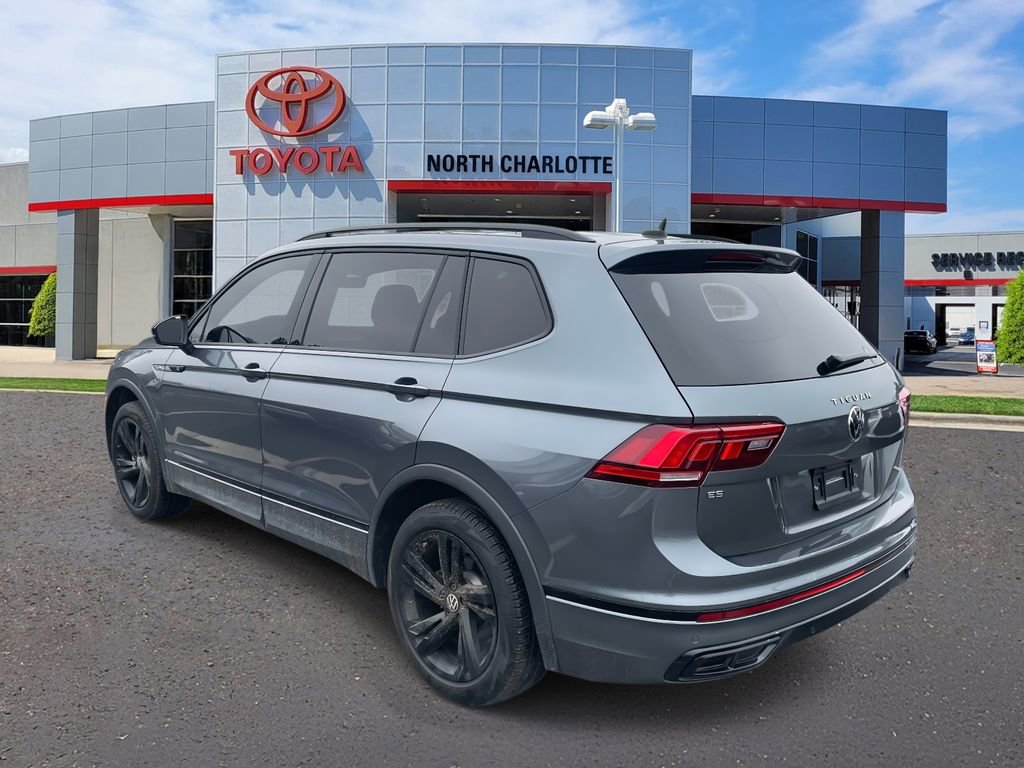 Used 2024 Volkswagen Tiguan SE R-Line w/ MDO Package, Three-Row image 8