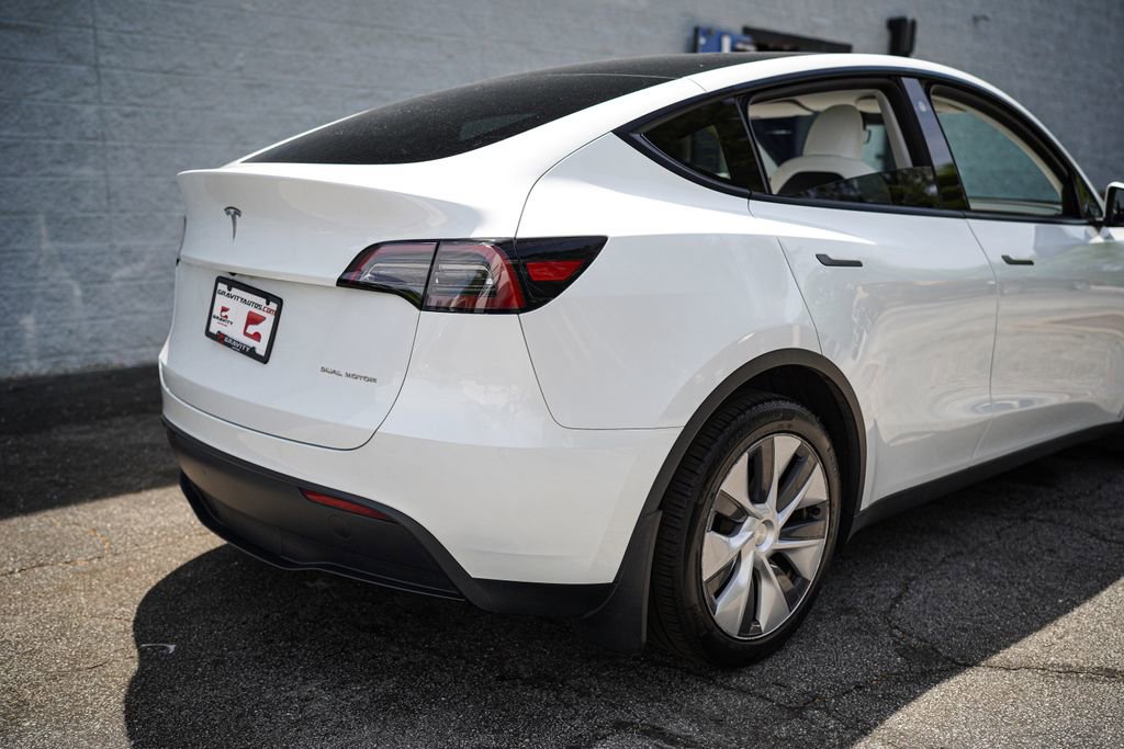 Used 2023 Tesla Model Y Long Range AWD/4WD image 15