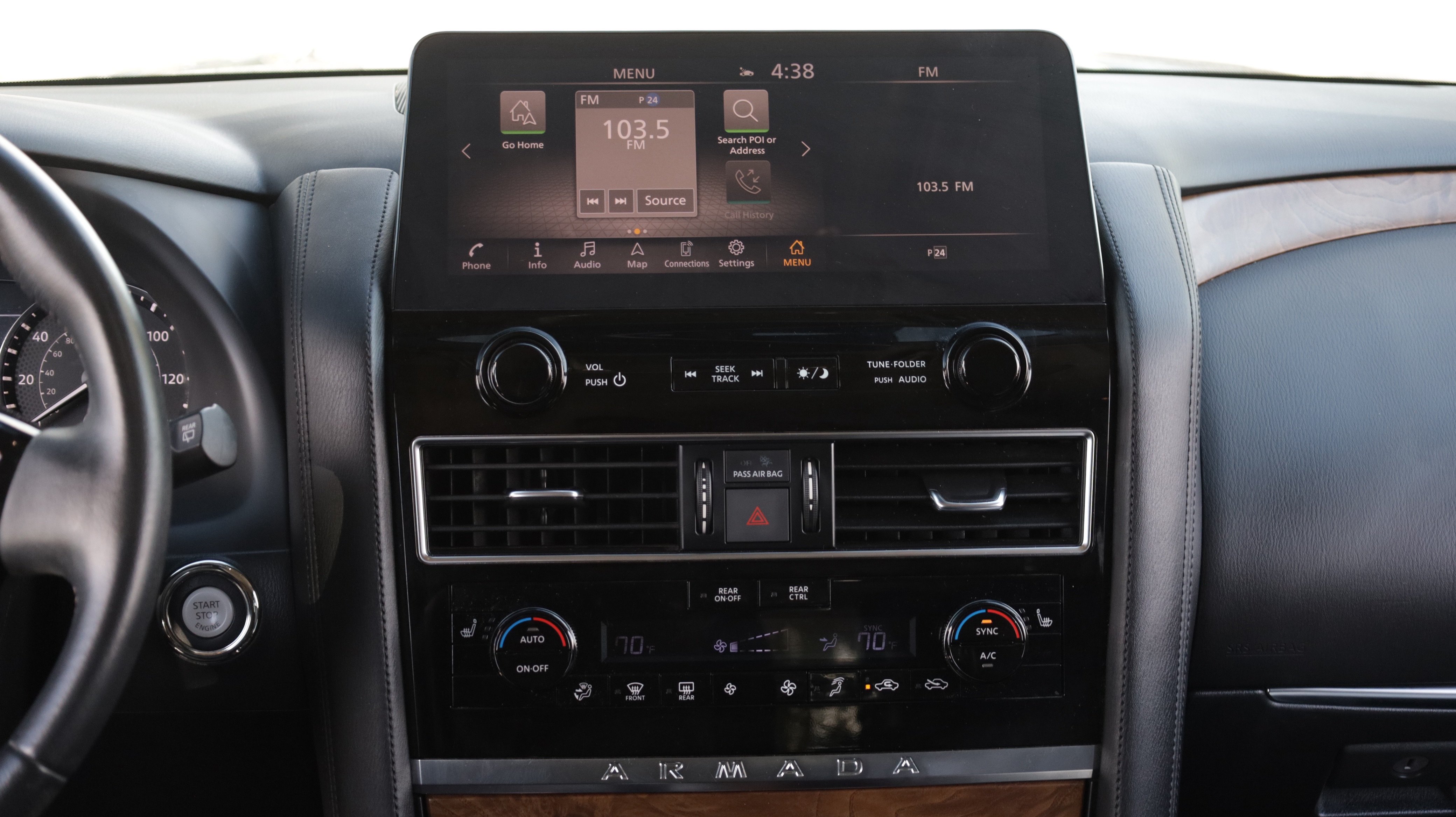 Used 2021 Nissan Armada SL w/ Captain's Chairs Package AWD/4WD image 7